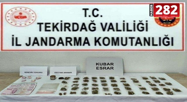 Çorlu'da uyuşturucuyla yakalanan 2 şüpheli gözaltında