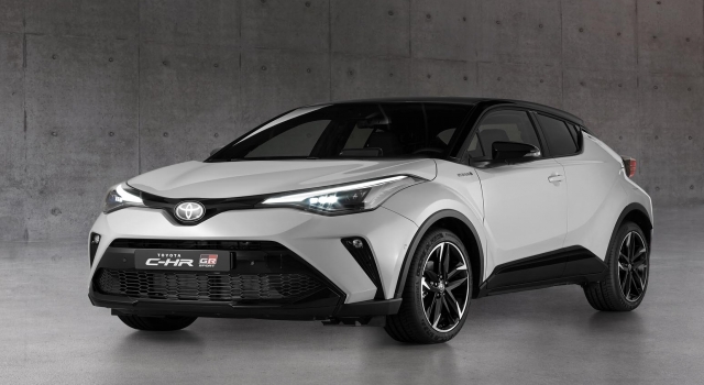 Toyota’nın sportif GR Sport ürün gamına CHR de katıldı