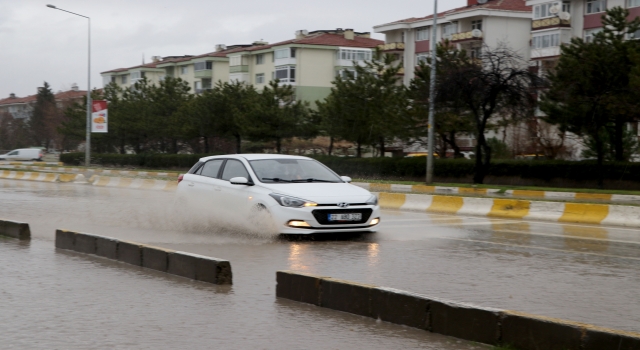 Trakya’da sağanak etkili oluyor