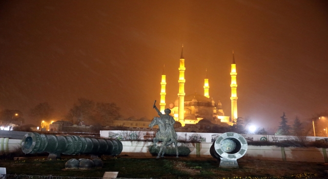 Edirne’de kar yağışı başladı