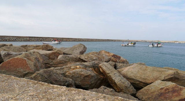 Enez açıklarında kaybolan balıkçı için arama kurtarma çalışması başlatıldı