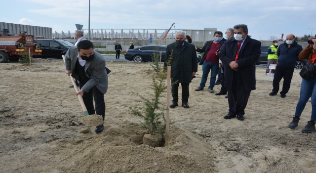 Çerkezköy’de sağlık çalışanları adına 2 bin 400 fidan dikildi