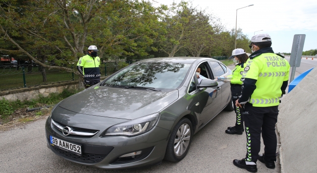 Kırklareli’nde Trafik Haftası dolayısıyla sürücüler bilgilendirildi