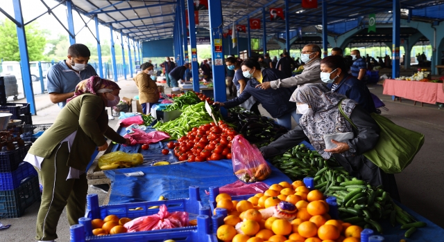 Trakya’da halk pazarlarında tedbirler ekiplerce sürekli denetleniyor