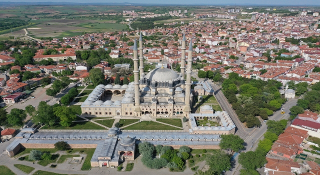 Vakıf eserlerinin süslediği Edirne’de, emanetleri geleceğe taşımak için çalışmalar sürüyor