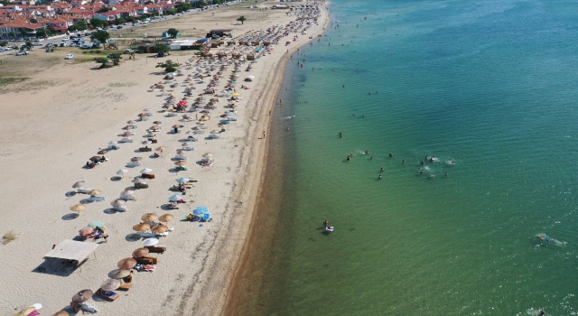 Saros Körfezi sahillerinde bayram hareketliliği yaşanıyor