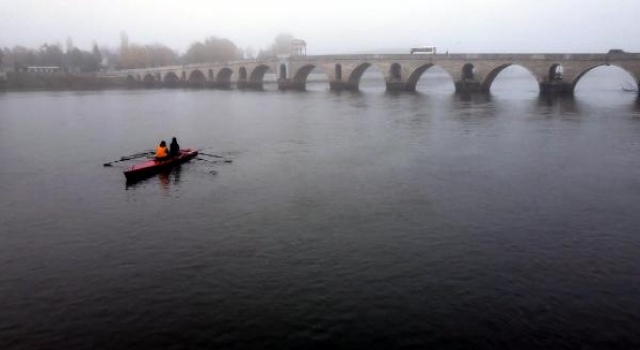 Meriç Nehri kürekçilerin yeni parkuru oldu