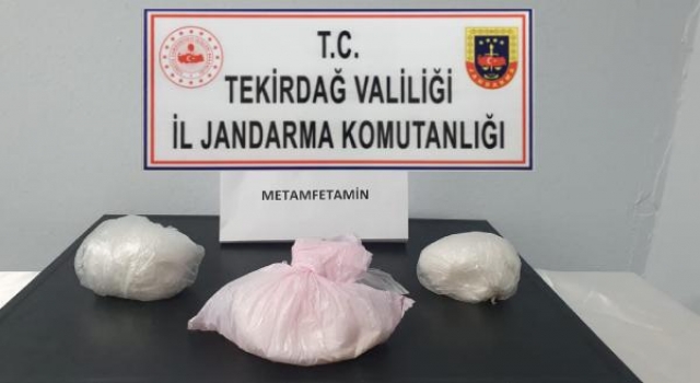 Tekirdağ’da korsan taksi ile uyuşturucu satan 2 kşi yakalandı