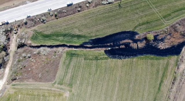 Edirne’de fuel oil kazanı patladı; tonlarca yakıt çevreye yayıldı (2)