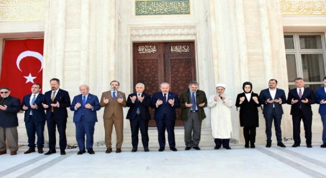 Meclis Başkanı Şentop: Camiler, medeniyetimizin nişanesi