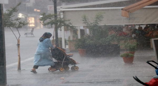 Edirne’de sağanak etkili oldu