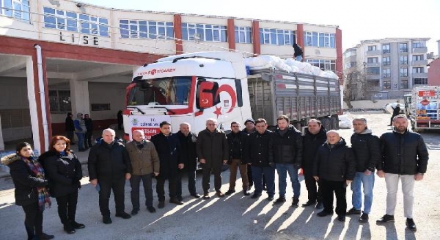 Keşan’da yardım TIR’ları deprem bölgesine ulaşmak üzere yola çıktı