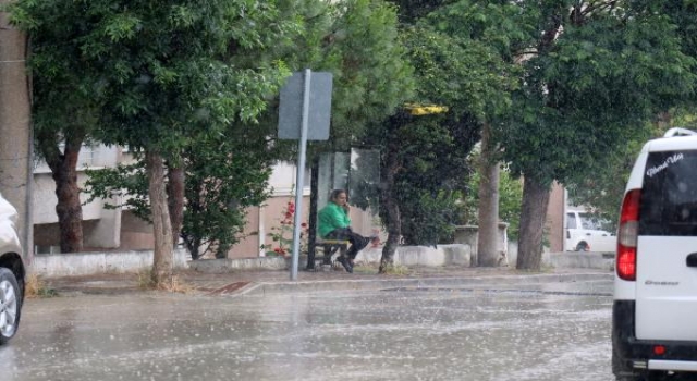 Keşan’da sağanak etkili oldu