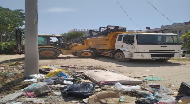 Edirne’de, Saros’taki sahillerden bayramda 473 kamyon çöp toplandı