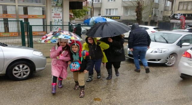 Keşan’da sağanak etkili oldu