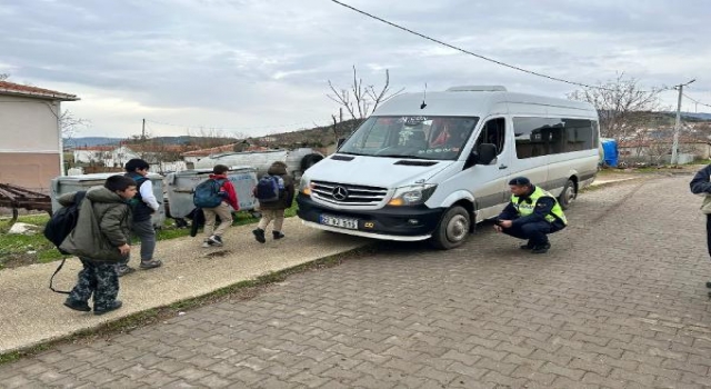 Edirne’de jandarma okul servislerini denetlendi