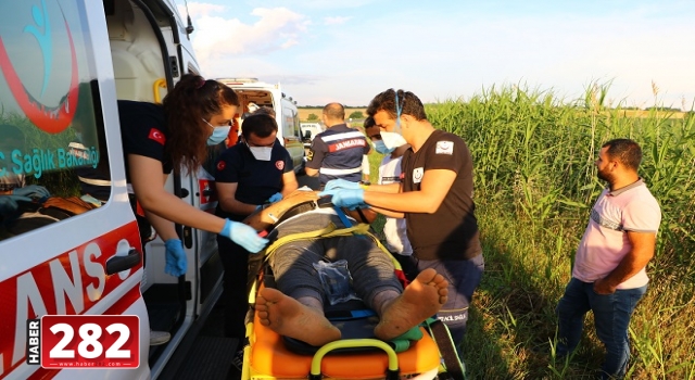 Tekirdağ'da minibüs tarlaya devrildi: 7 yaralı