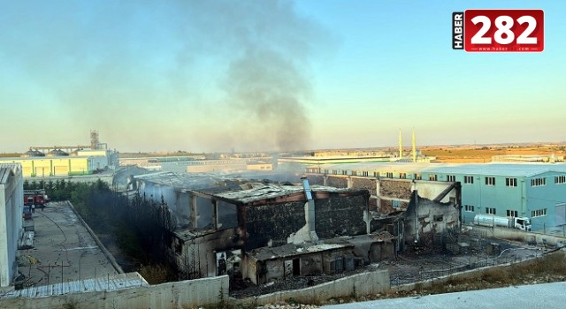 Tekirdağ'da parfüm fabrikasında korkutan yangın