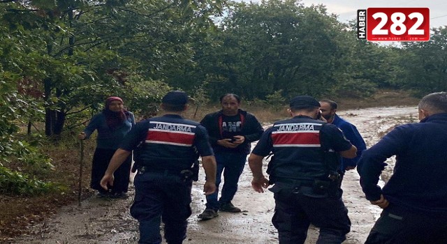 Mantar toplamaya gittikleri ormanda kaybolan çifti, jandarma buldu