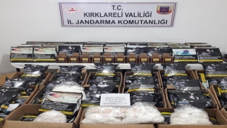 Kırklareli’nde kamyonetle kaçak ürün taşıdığı iddia edilen 2 şüpheli yakalandı