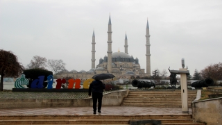 Edirne’de sağanak etkili oluyor