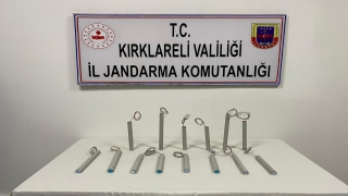 Kırklareli’nde otomobilde patlayıcı düzenekleri ele geçirildi