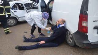 Tekirdağ’da otomobille hafif ticari araç çarpıştı: 4 yaralı