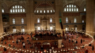 Trakya’da ramazanın son cuma namazı Kovid19 tedbirleri kapsamında kılındı