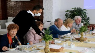 Amerikalı turistler, Osmanlı saray mutfağı yemeklerine hayran kaldı