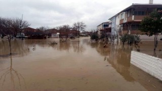 Edirne Gülçavuş Köyü sel sularının altında kaldı