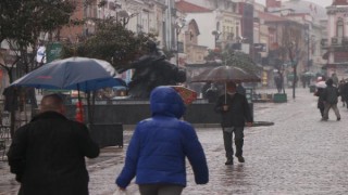 Edirne’de beklenen sağanak etkili oldu