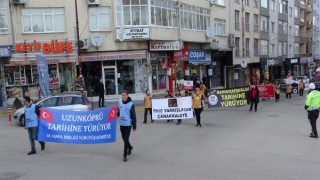 Çanakkale’ye yürüyen ’57’nci Alay’ korteji, Keşan’da