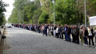 Edirne’de kent ormanına millet bahçesi olmaması için ’insan zinciri’ eylemi