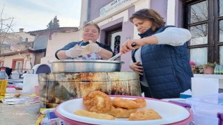 Edirne’de gönüllü kadınlardan, depremde ölenlerin anısına hayır lokması