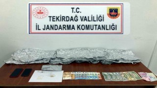 Tekirdağ’da göçmenlerin yakalandığı otomobilde uyuşturucu ele geçti