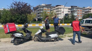 Edirne’de hafif ticari aracın çarptığı motosiklet sürücüsü yaralandı