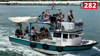 Tekirdağlı balıkçılar özel çocuklara tekne turu düzenledi