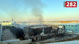 Tekirdağ'da parfüm fabrikasında korkutan yangın